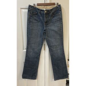 Tommy Bahama Women's Jeans Medium Wash Mid Rise Sz Tag Removed‎ Measuring 11/12